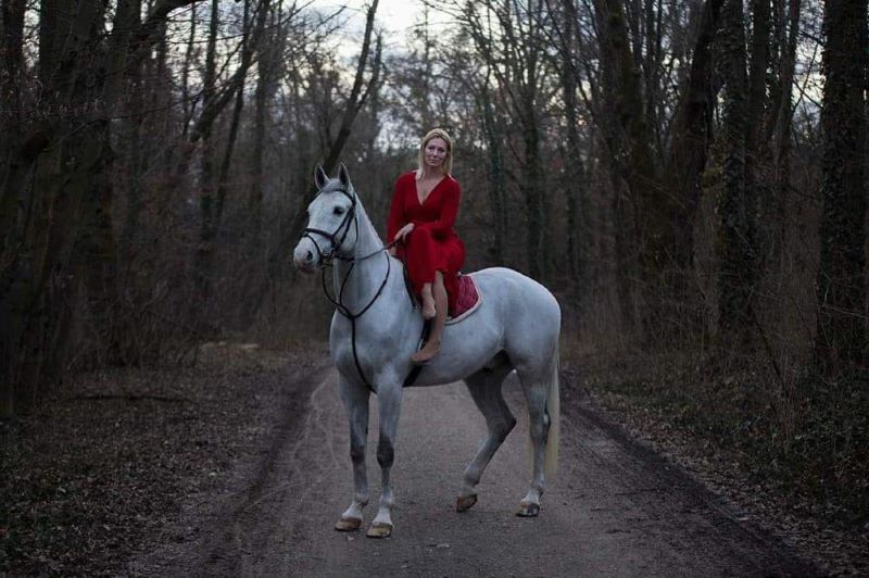 MIRJANA RENARD RED DRESS2