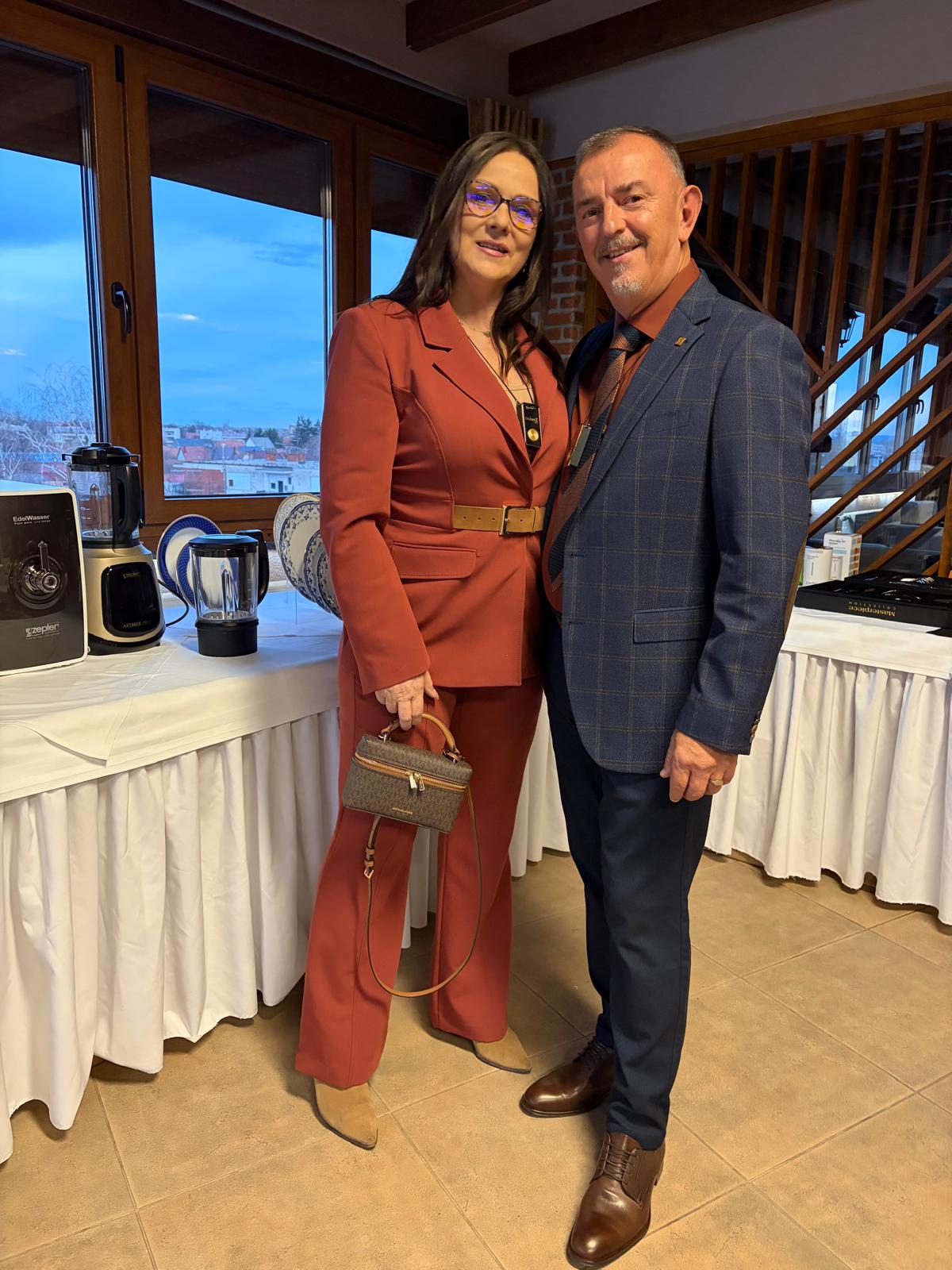 e7892af5 06fc 47ad 9eab b79b594d9ce8