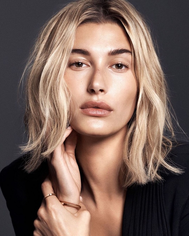 Hailey Baldwin Daniel Wellington Watch Campaign02