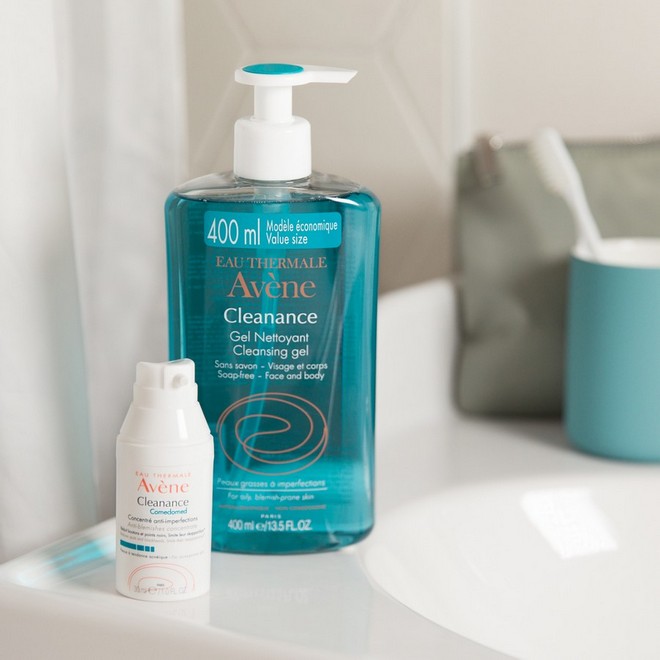 EAU THERMALE AVENE cleanance facebook post quarter1 2019 cleansing gel 400ml comedomed low resolution
