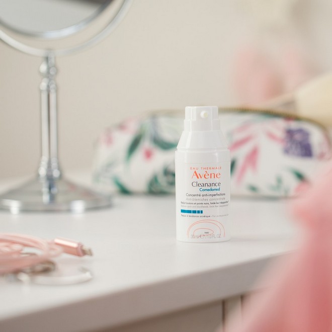 EAU THERMALE AVENE cleanance facebook post quarter1 2019 cleansing gel 400ml comedomed low resolution