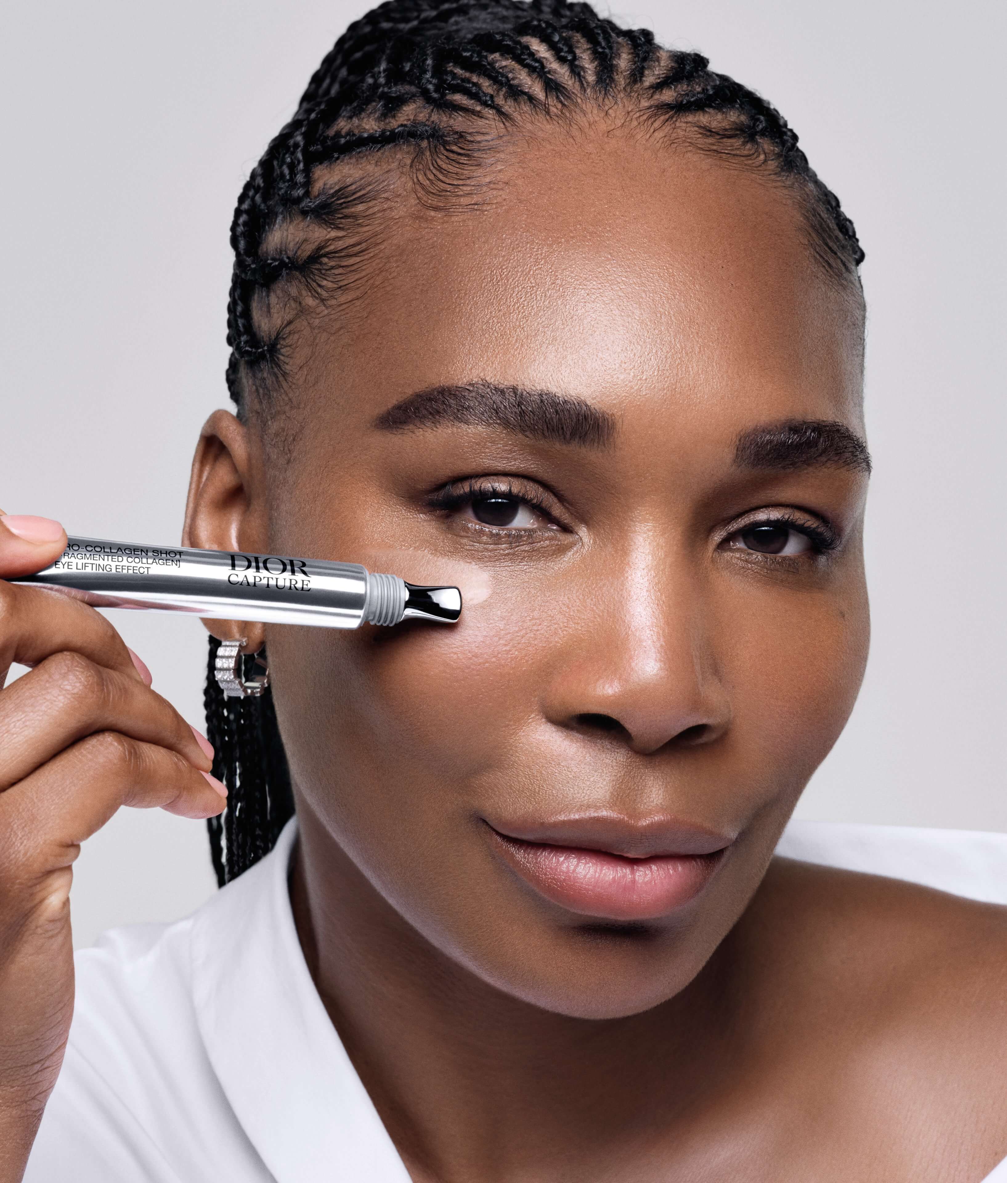 S646 CT RELAUNCH 25 M31i Venus Collagen Eye shot CROP SW F39