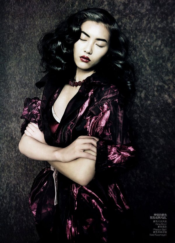 liu-wen-by-paolo-roversi-for-vogue-china-september-2010-dream-away-09
