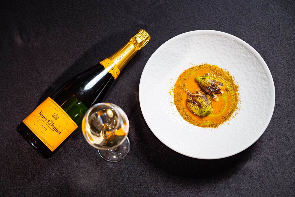 Veuve Clicquot Solaire Tables Main dish 1