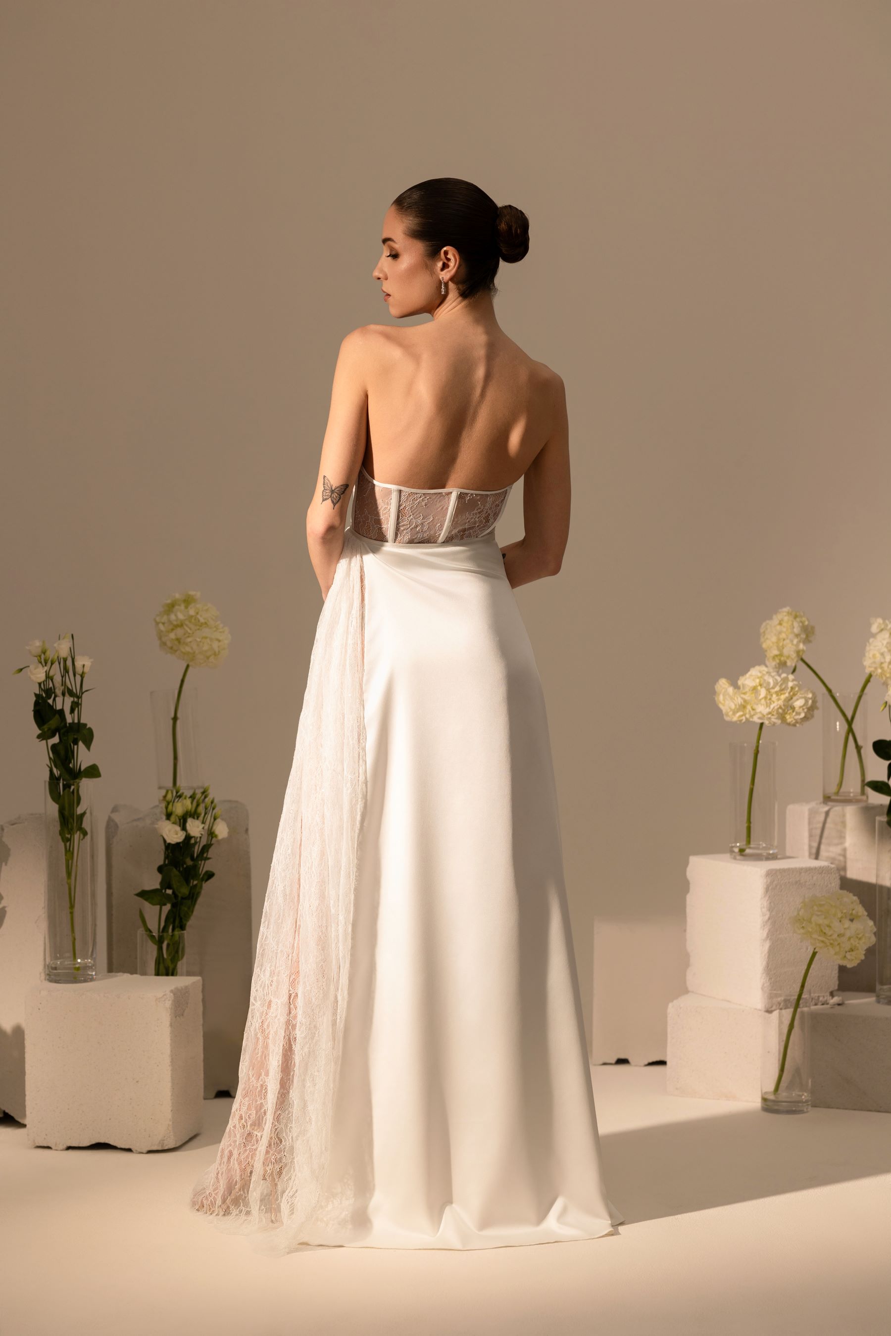 Lilith Bridal 09