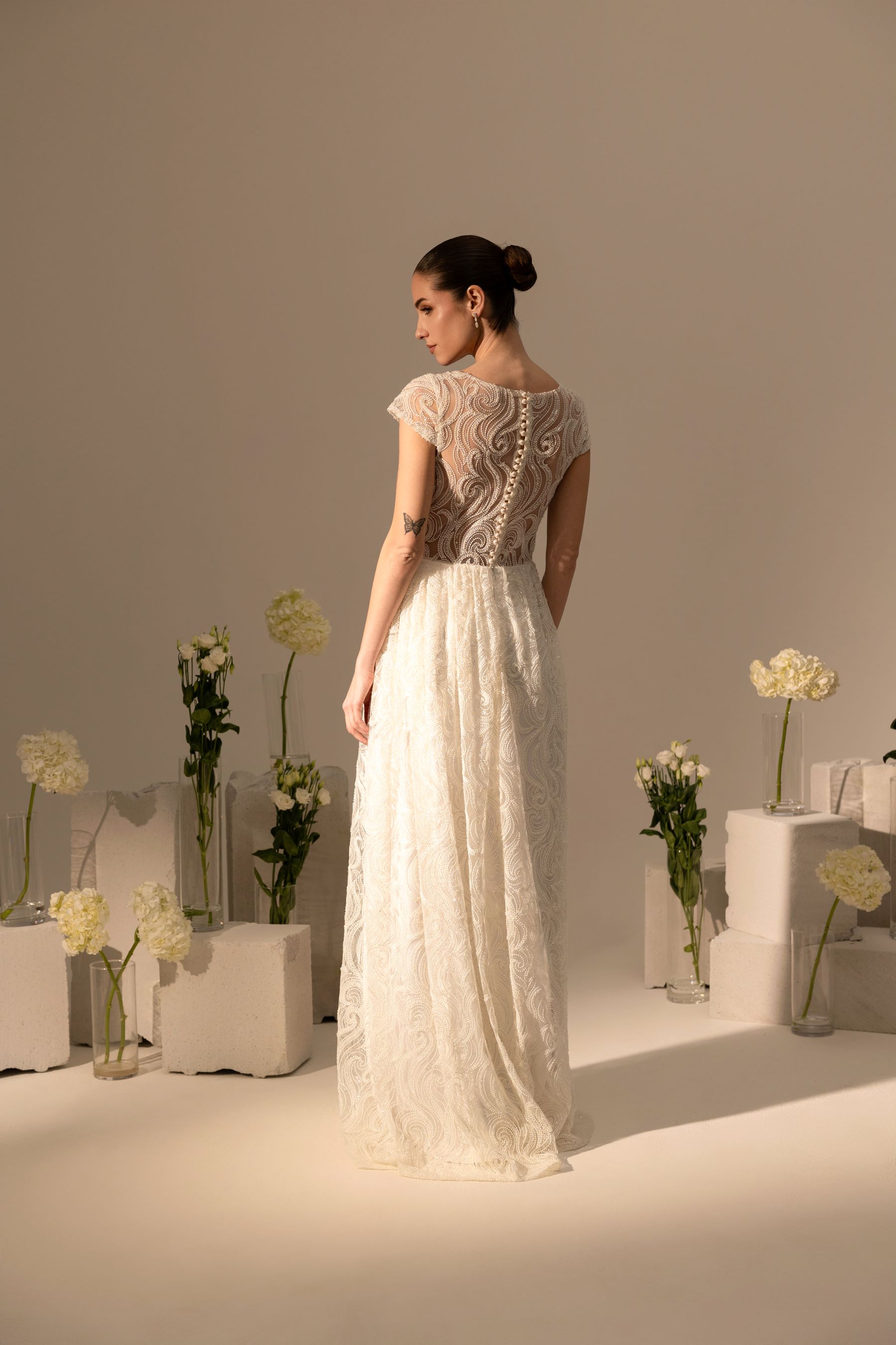 Lilith Bridal 27