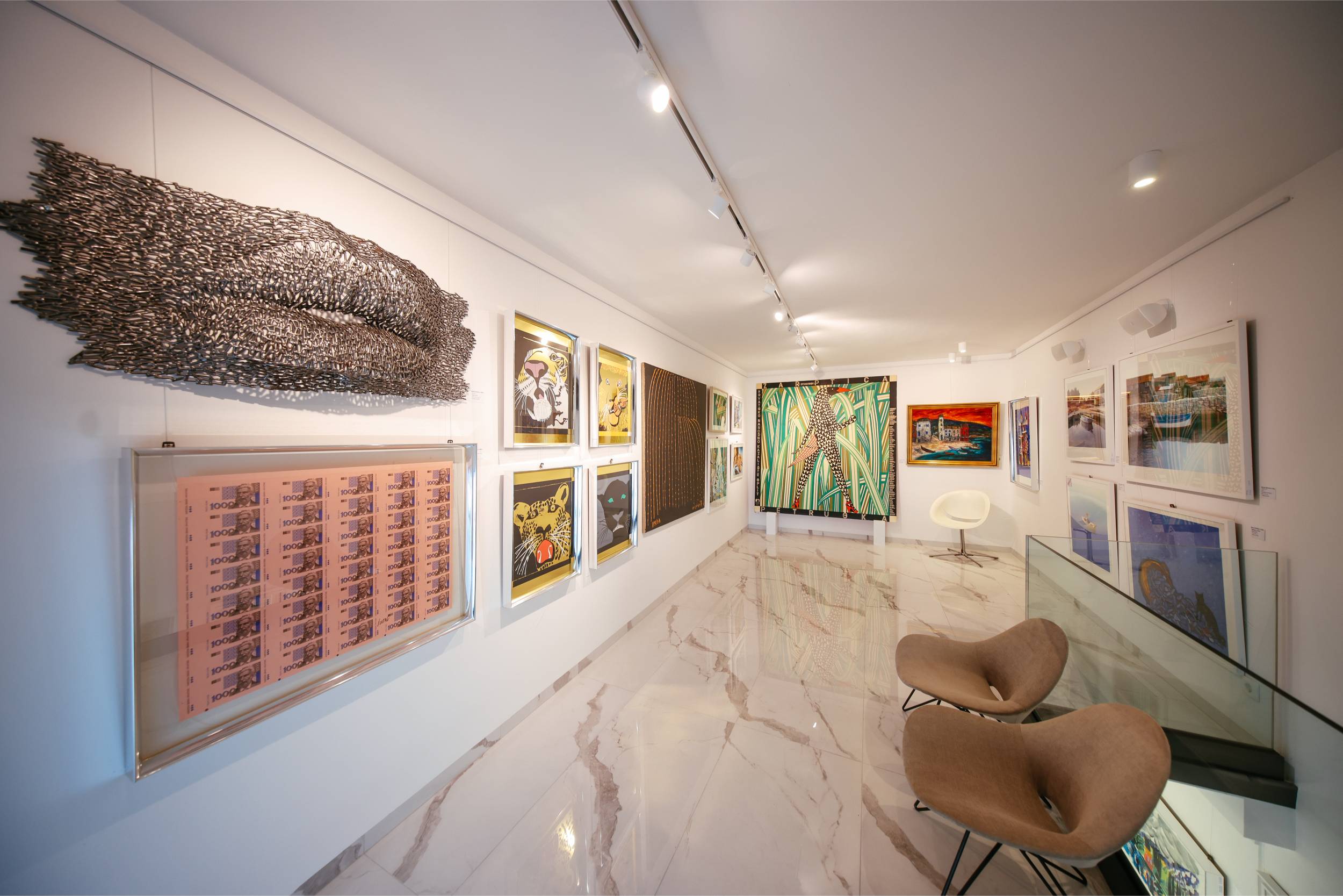art square gallery025 070425