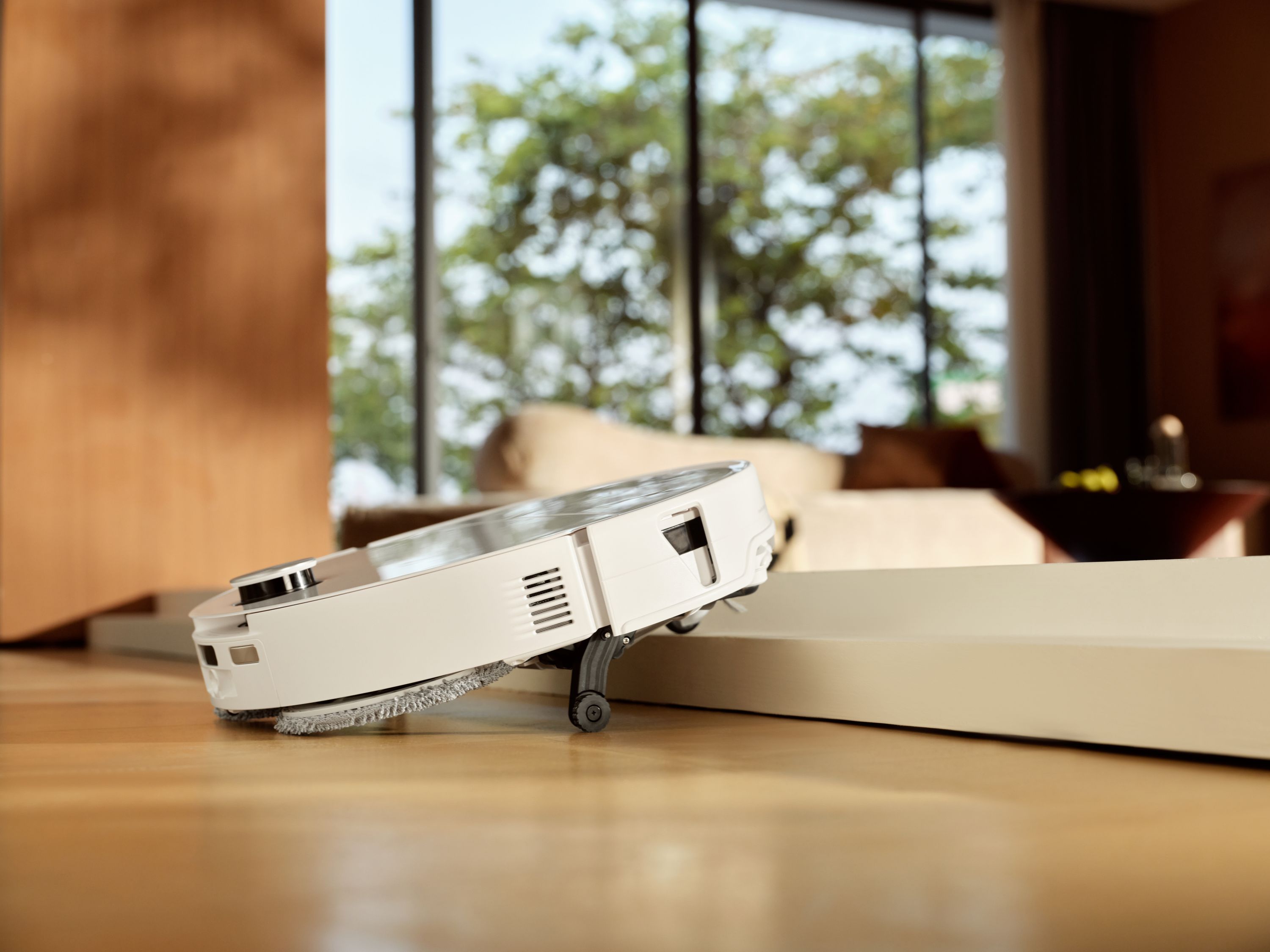 Roborock Saros 20 Neo Lifestyle White 25
