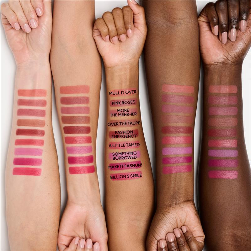 M·A·C predstavlja Powder Kiss # mat ruževi koji transformiraju izgled i raspoloženje